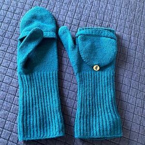 Juicy Couture Mittens